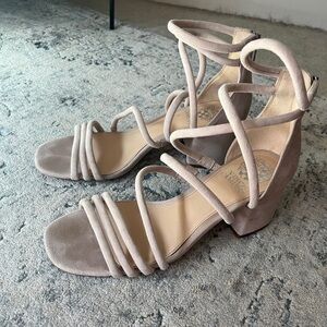 Vince Camuto sandals size euro 38